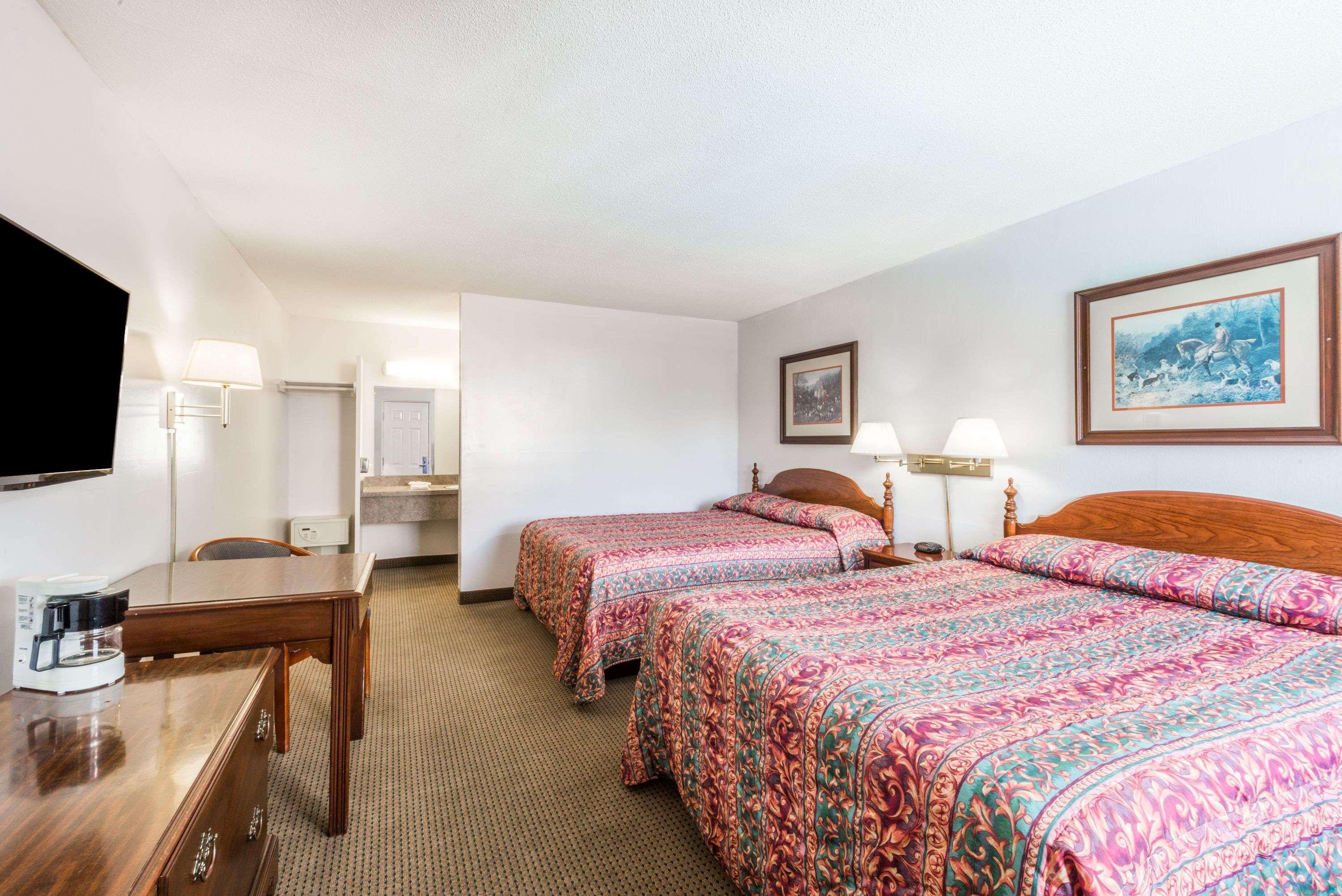 Travelodge By Wyndham Cape Cod Area West Dennis Exterior foto