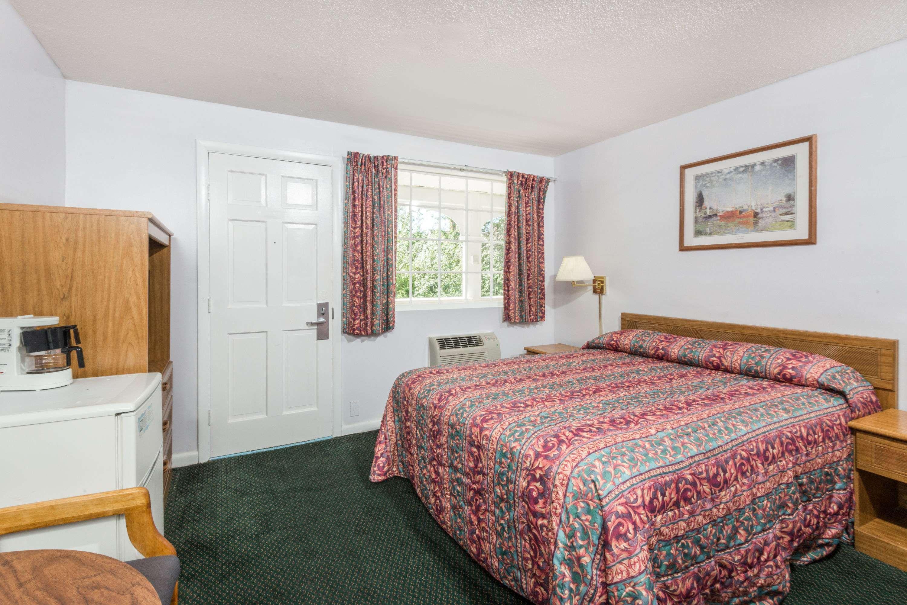 Travelodge By Wyndham Cape Cod Area West Dennis Exterior foto