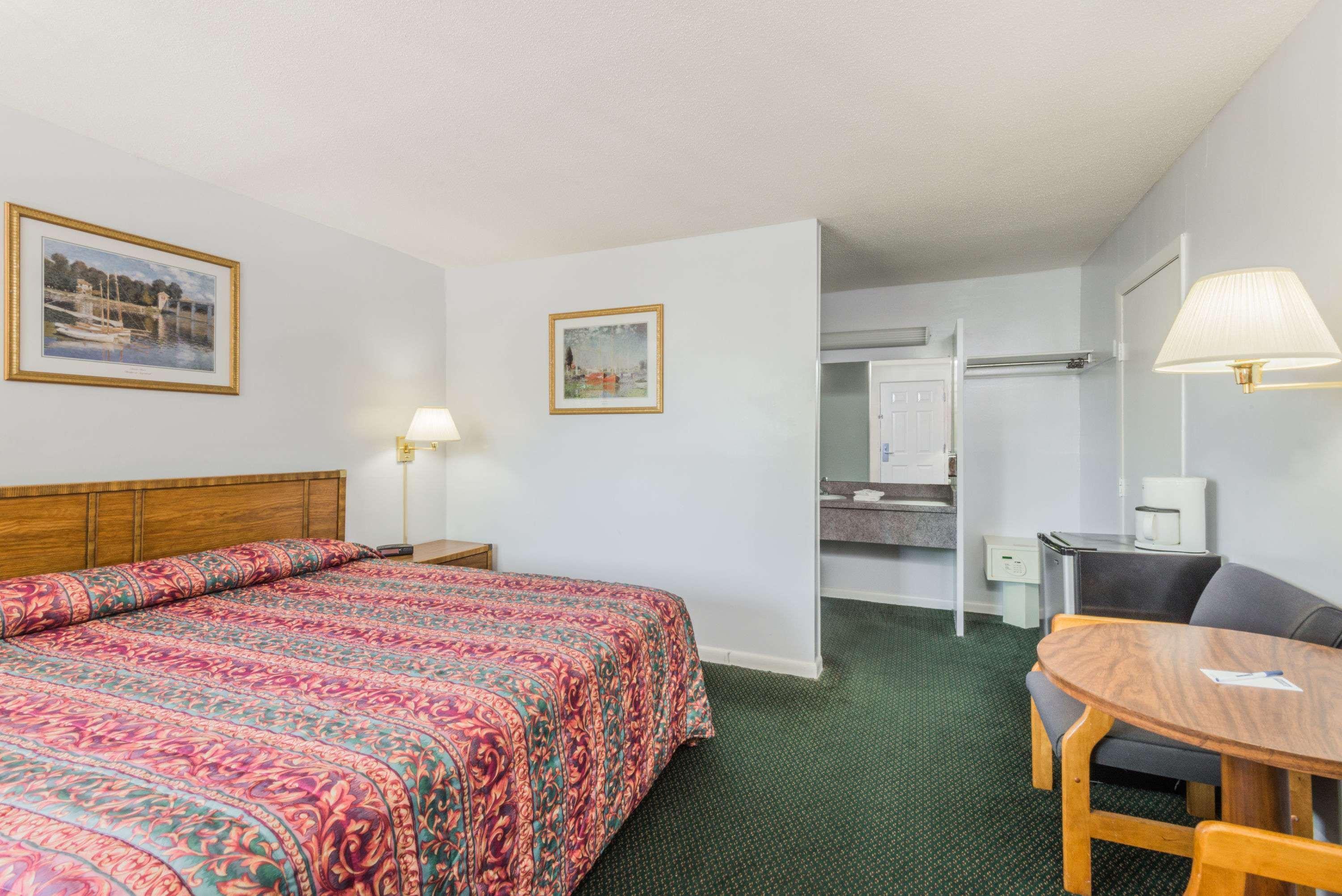Travelodge By Wyndham Cape Cod Area West Dennis Exterior foto
