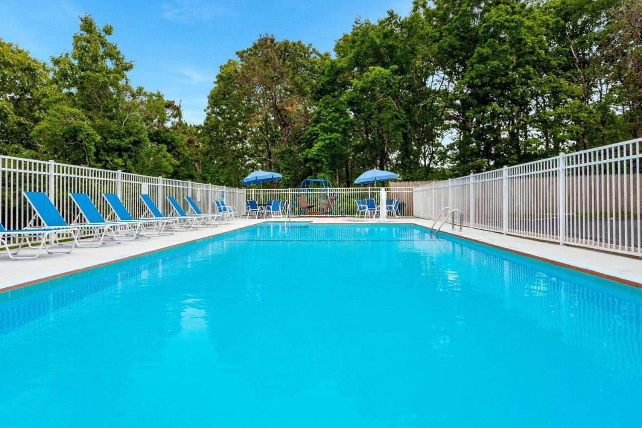Travelodge By Wyndham Cape Cod Area West Dennis Exterior foto